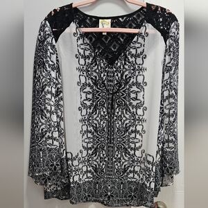 Fig & Flower BOHO Peasant Blouse With Flair Split Sleeves